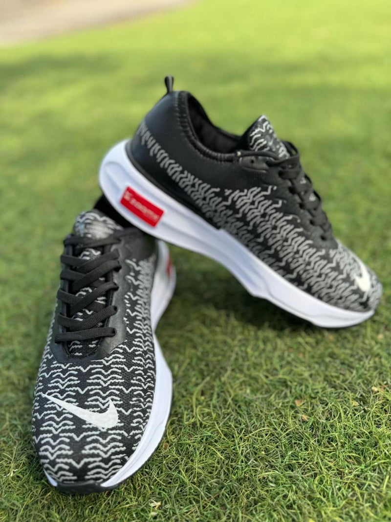 NK ZOOMX INV RUN + CAJA