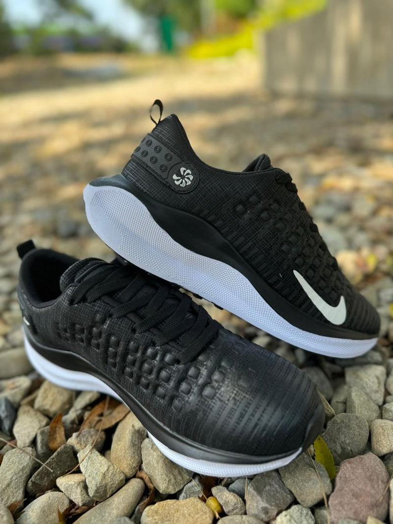 NK-REACT INFINITY RUN  + CAJA